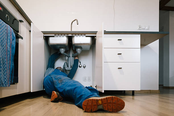Professional Leak Detection technician working in Linden, MI